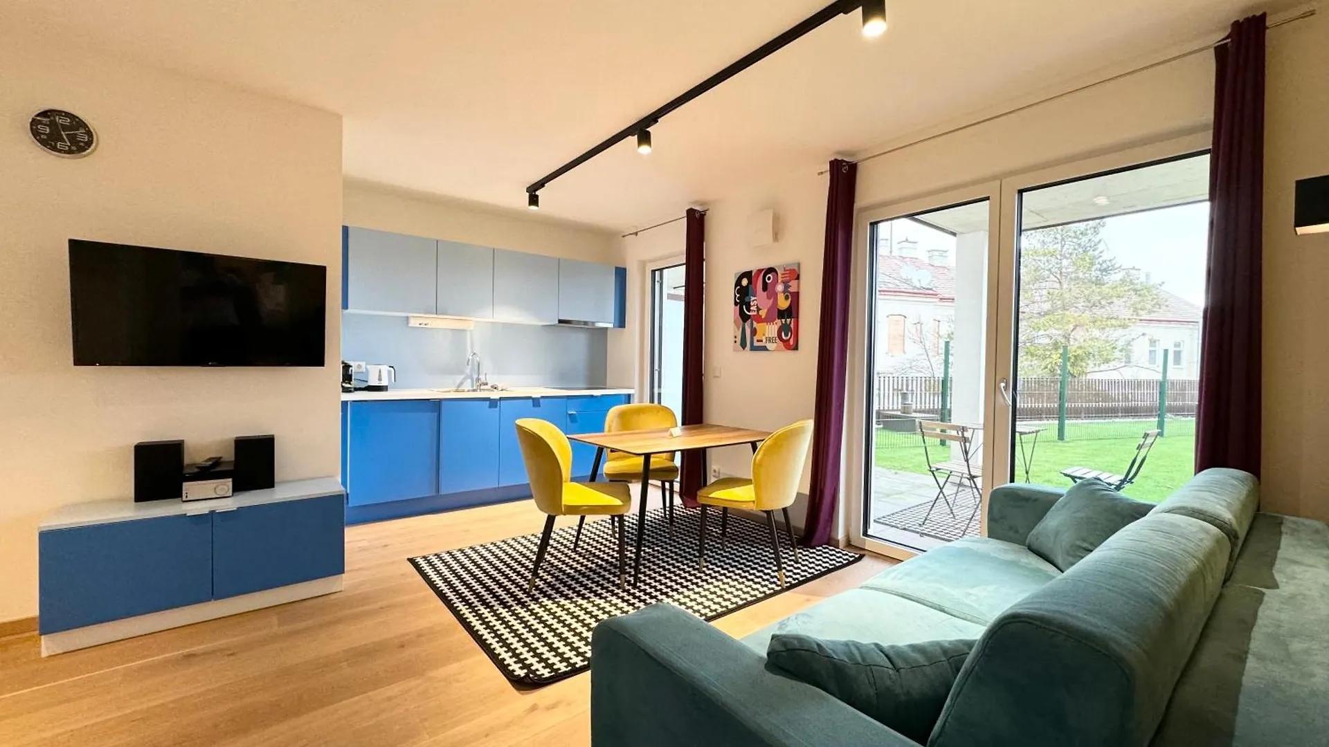 Wohnung Mit Terrasse + Parkplatz Vídeň 0*,  Rakousko