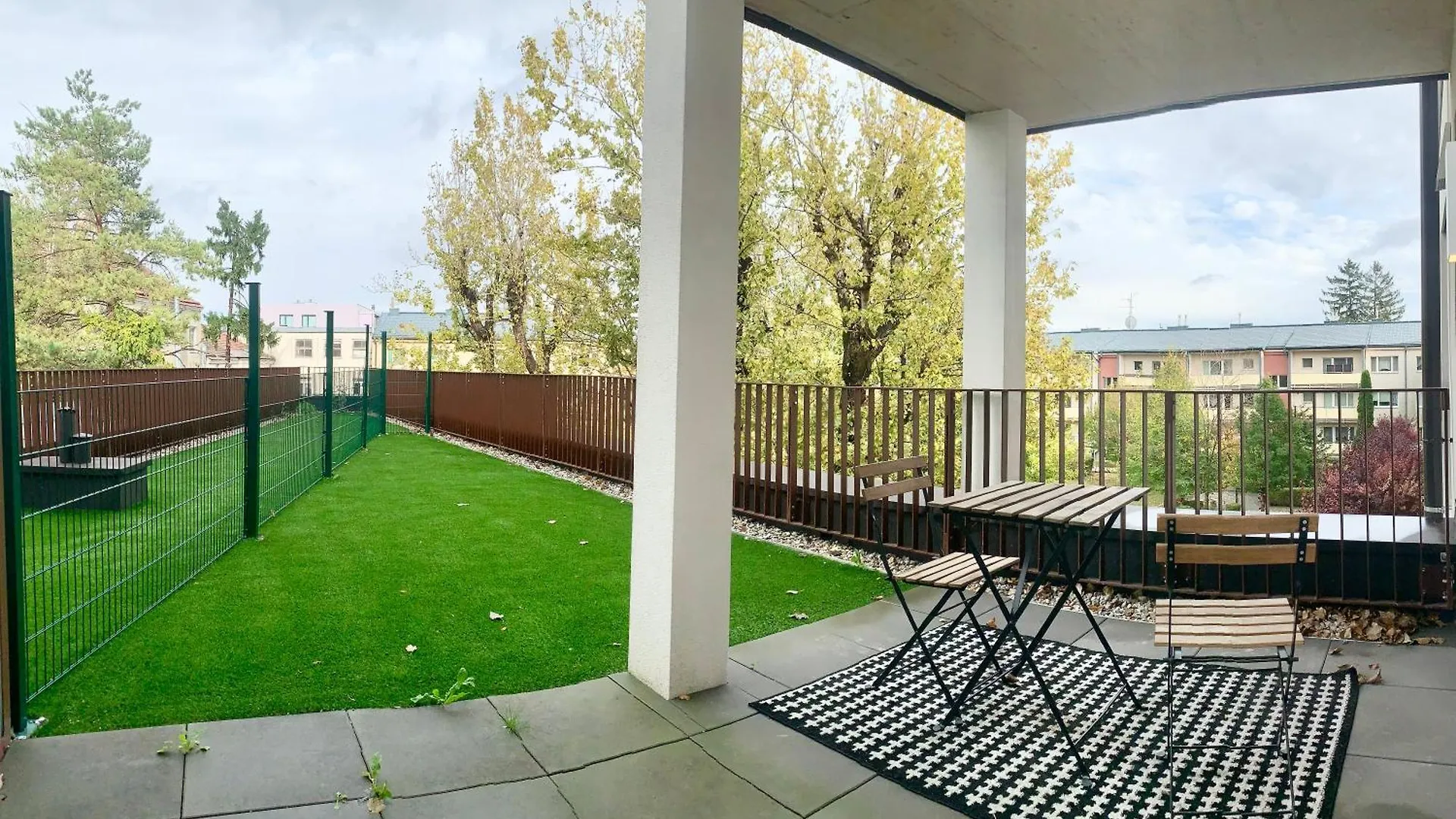 Wohnung Mit Terrasse + Parkplatz Vídeň Apartmán